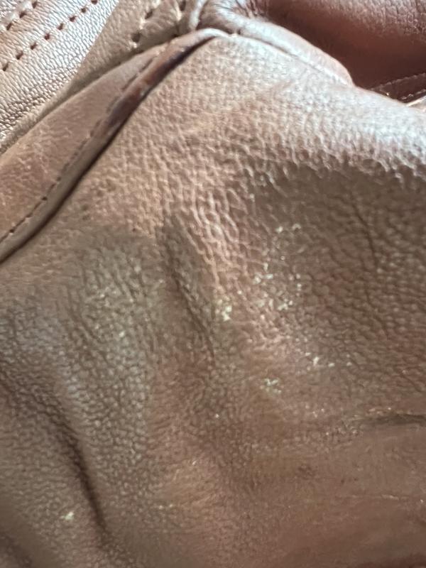 Customer photo for "beautiful but defective"