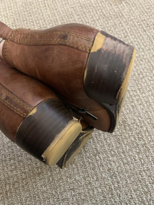 Customer photo for "Heels quickly peel"