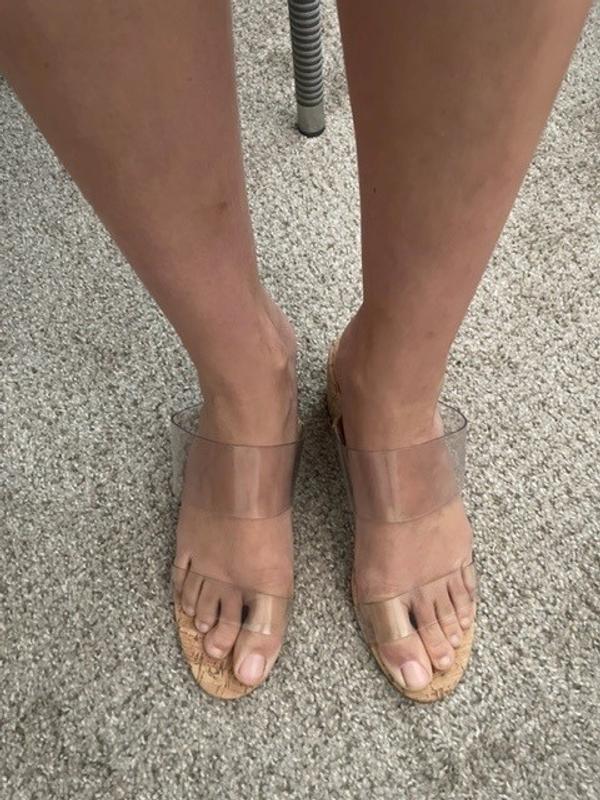 Not for narrow feet!