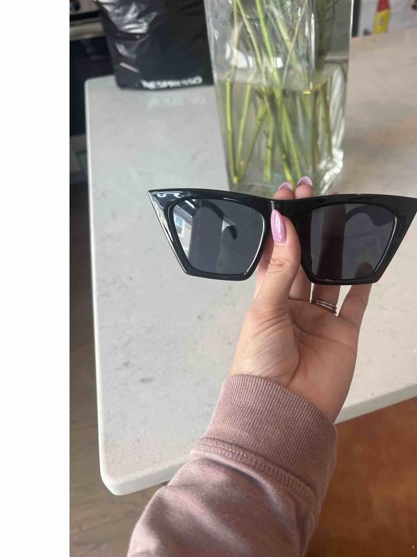 Customer photo for "label missing?!?"