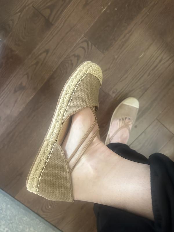 Review Thumbnail Image 0 248664726