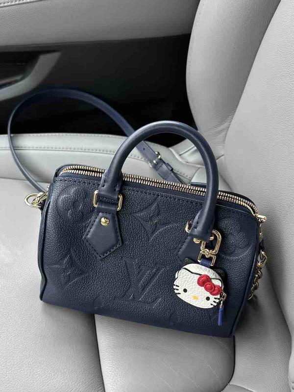 Review Thumbnail Image 0 240360751