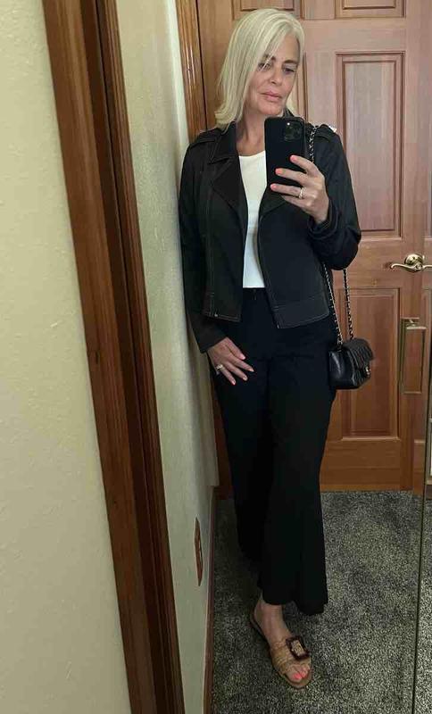 Review Thumbnail Image 0 234361717