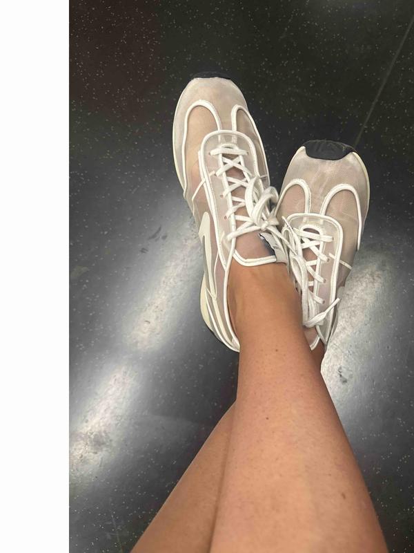 Review Thumbnail Image 0 234981056