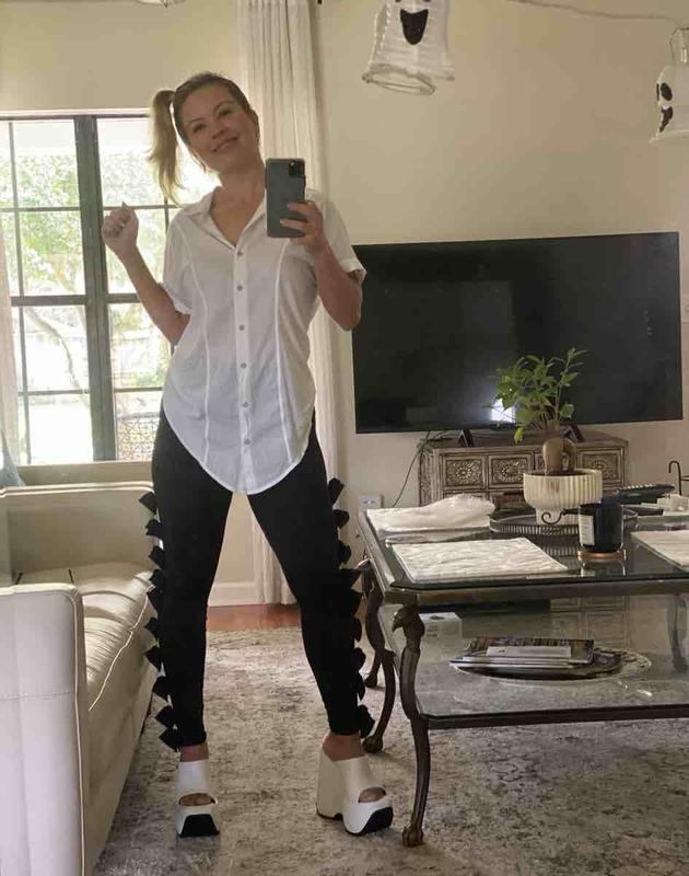 Review Thumbnail Image 0 219778205