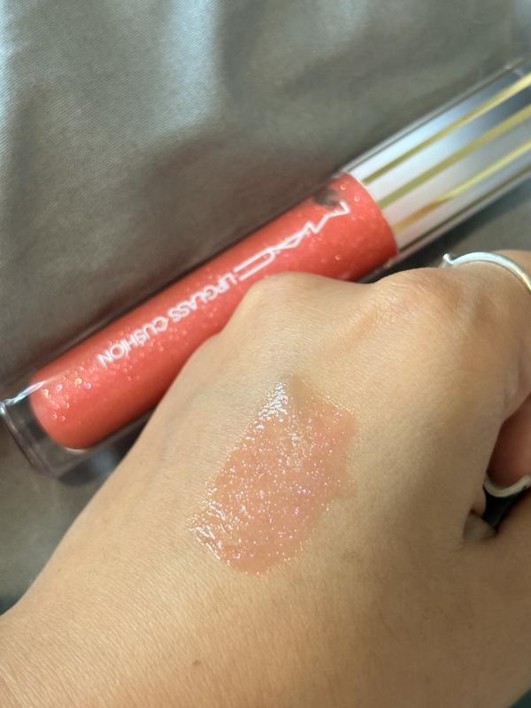 Customer photo for "Cute but wrong color"