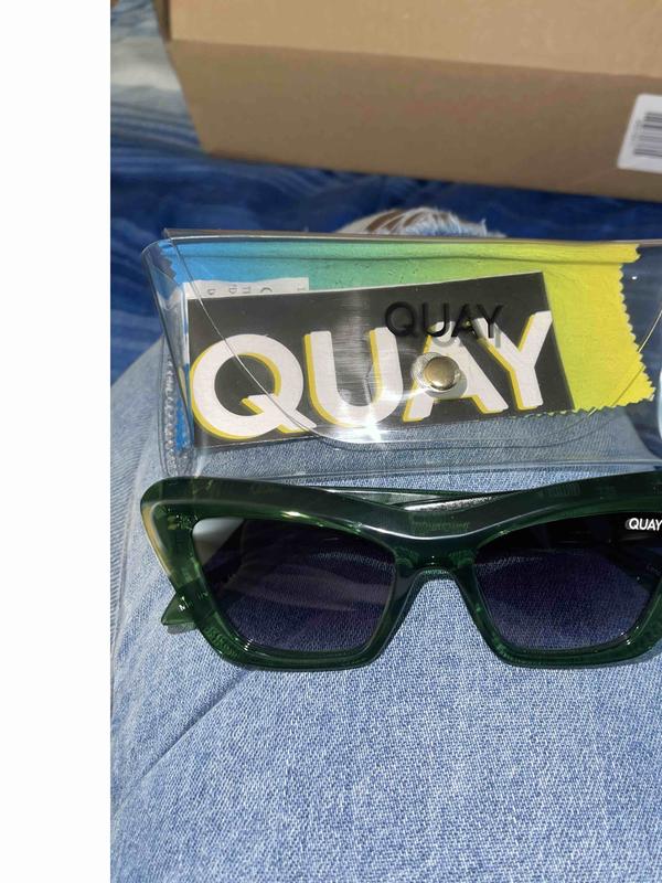 Review Thumbnail Image 0 218951553