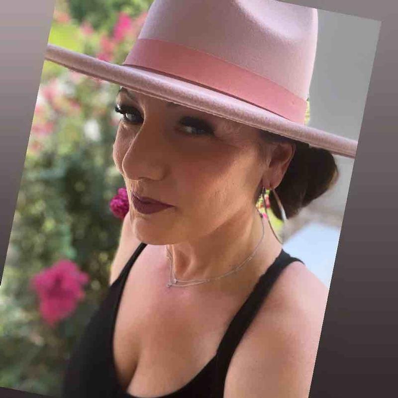 Customer photo for "LOVE this Hat!"