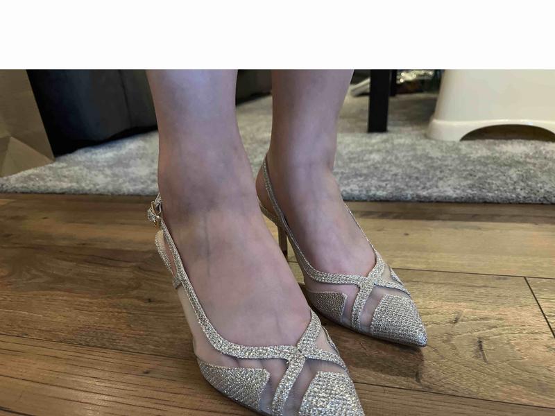 Review Thumbnail Image 0 226076113