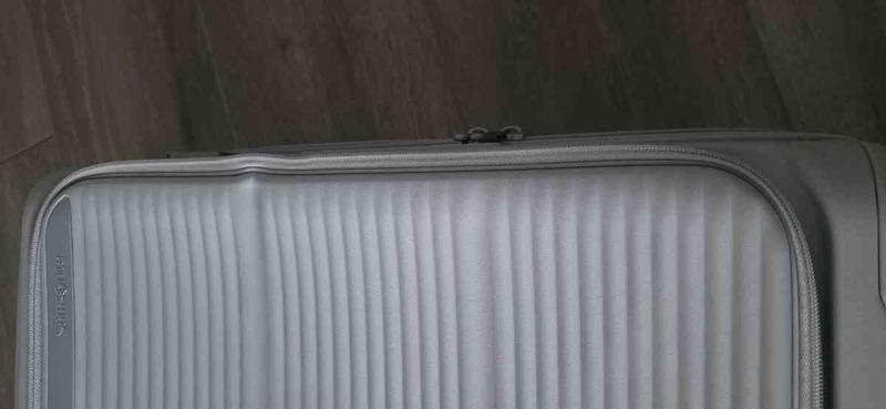 Customer photo for "Damaged on carry-on"