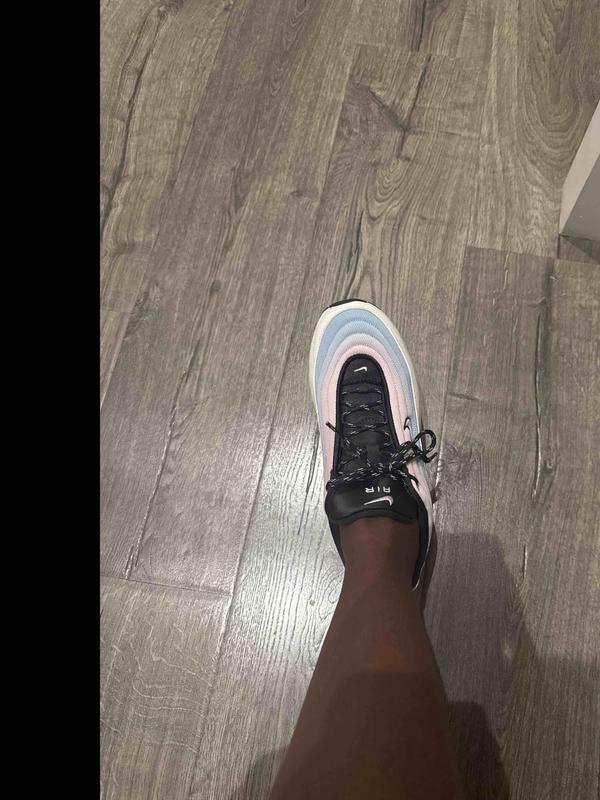 Review Thumbnail Image 1 244732502