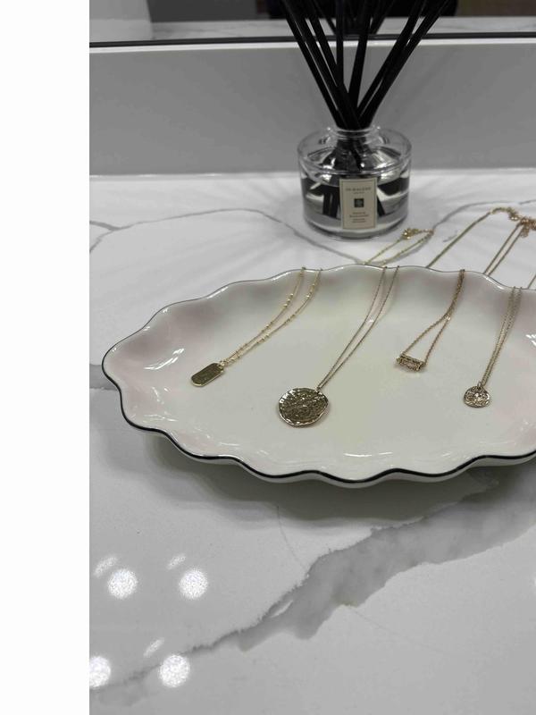 Review Thumbnail Image 0 233906000