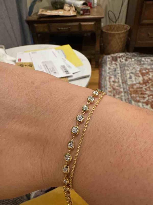 Review Thumbnail Image 0 243629580