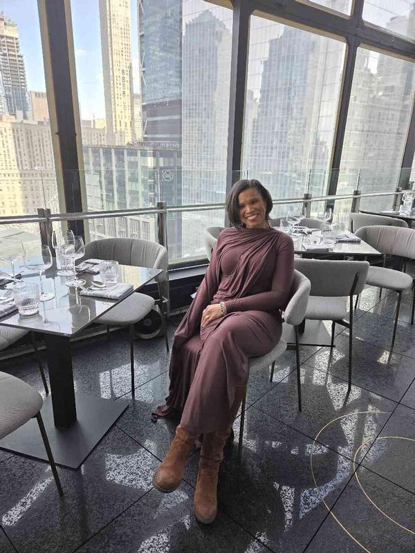 Review Thumbnail Image 1 247924760