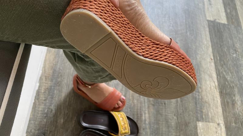 Review Thumbnail Image 0 217534930