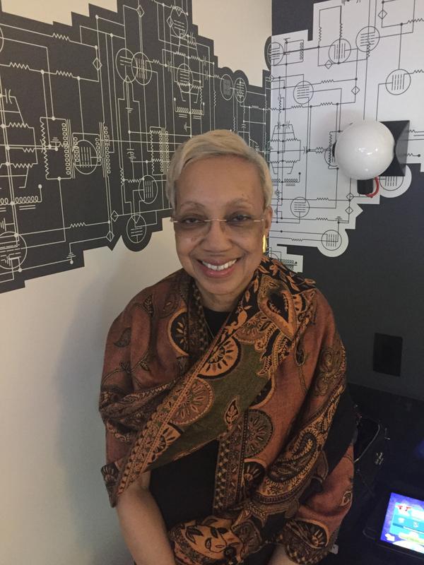 Review Thumbnail Image 0 249519762