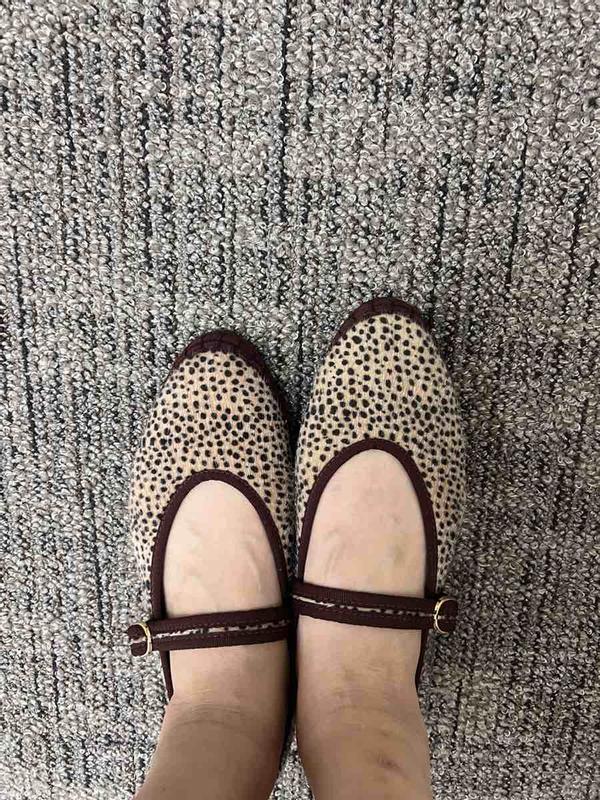 Customer photo for "extremely comfortable and pretty too"