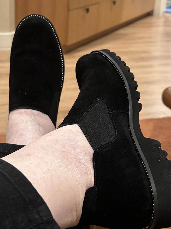 Review Thumbnail Image 0 245802990