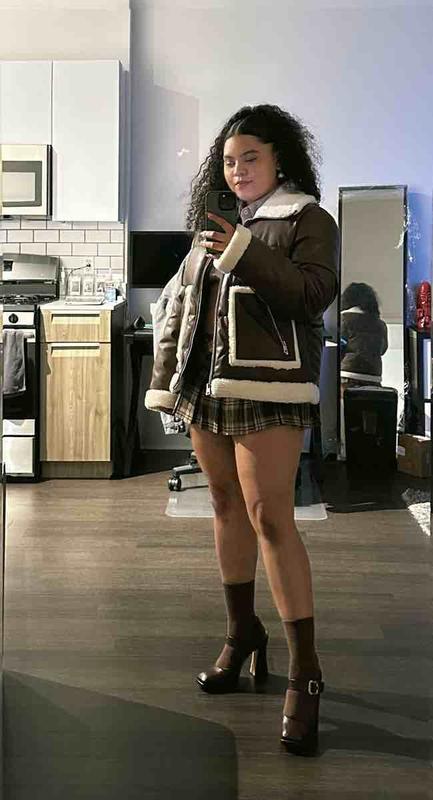 Review Thumbnail Image 0 229231599