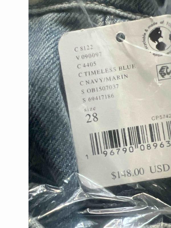 Customer photo for "not the correct item"