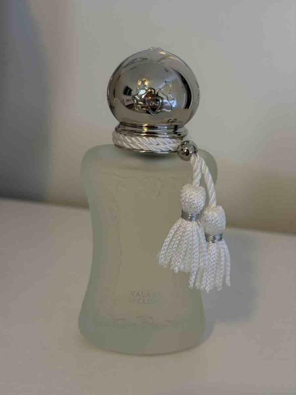 Customer photo for "Elegant, addictive and unforgettable"
