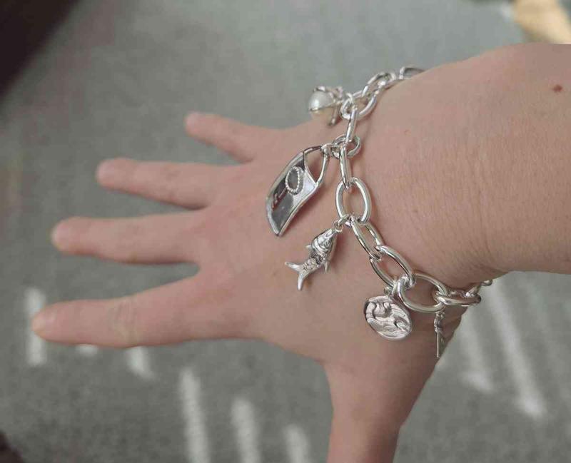 Review Thumbnail Image 0 247984719