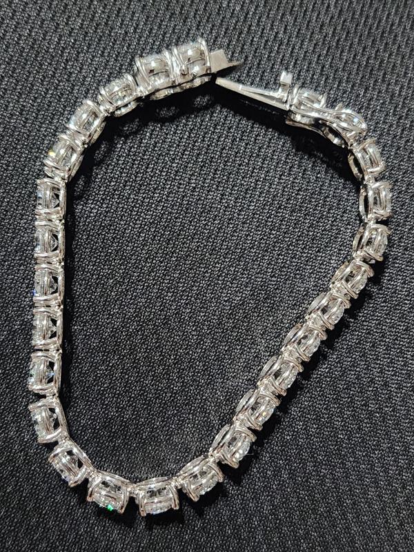 Review Thumbnail Image 1 240852078