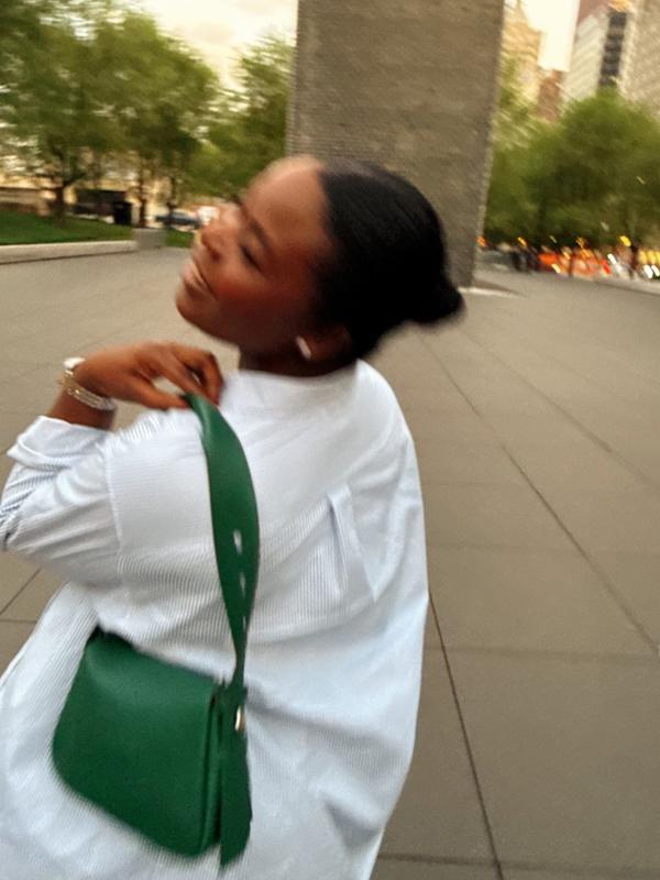 Review Thumbnail Image 1 250063862