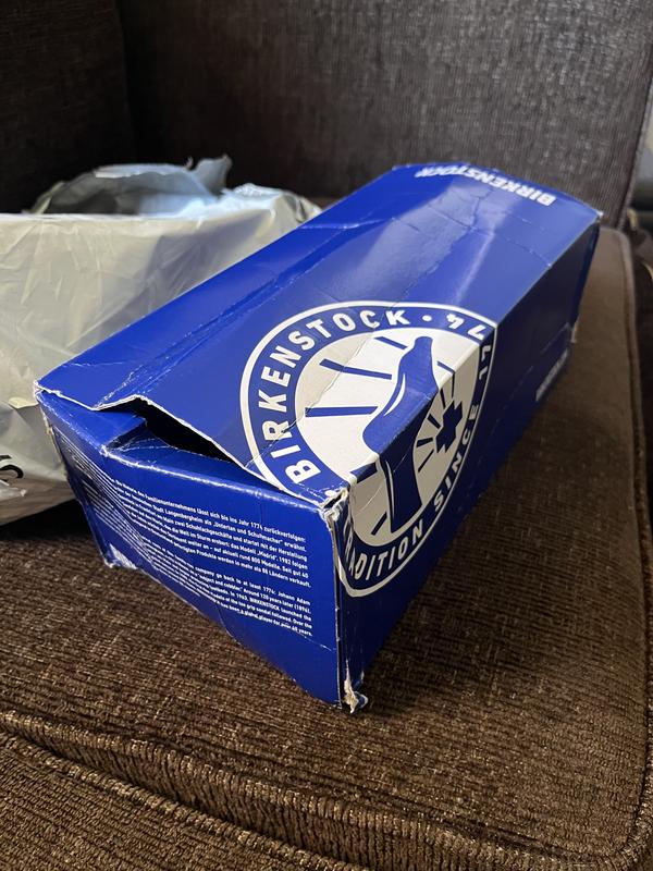Customer photo for "Packaging is awful"