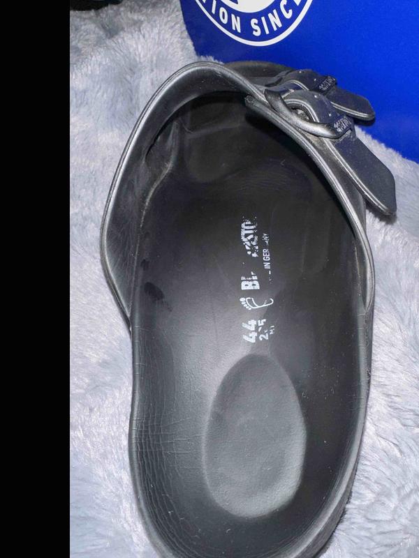 Customer photo for "Received a damaged product"