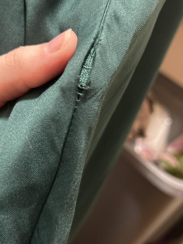 Customer photo for "Loose threading"