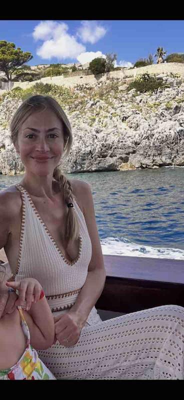 Review Thumbnail Image 1 248557386