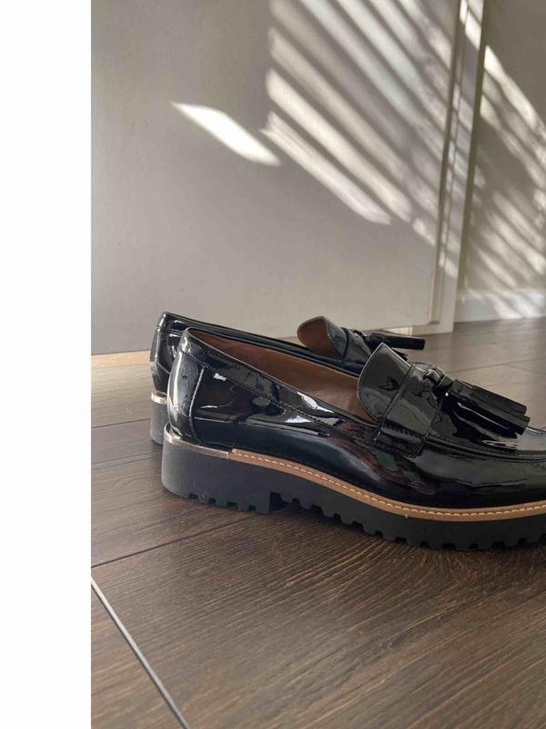 Darry Leather Loafer