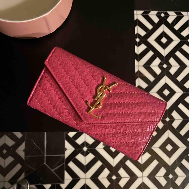 Customer photo for "fabulous color"