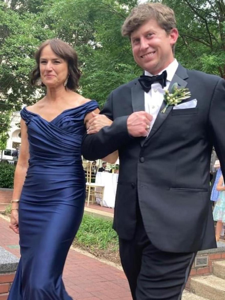 Review Thumbnail Image 0 208491215