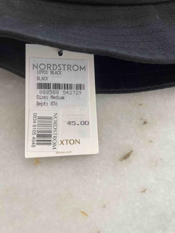 Customer photo for "completely different hat"