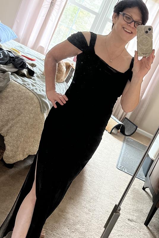 Review of a gown purchased online
