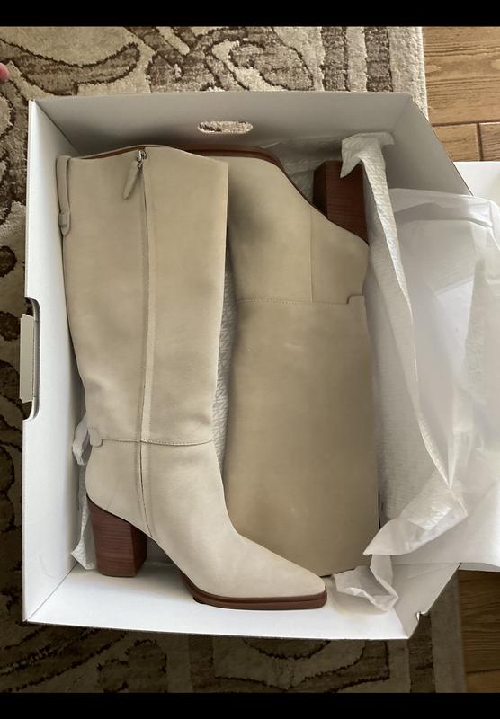 Amazing off white Boot