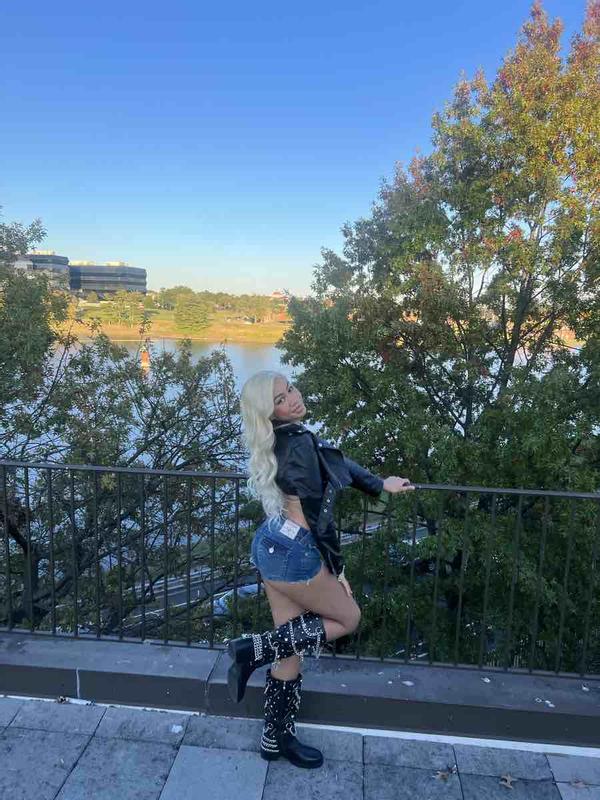 Review Thumbnail Image 0 238654289