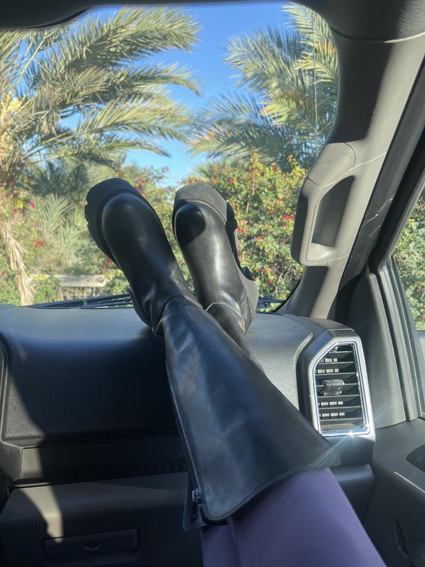 Review Thumbnail Image 1 248239114