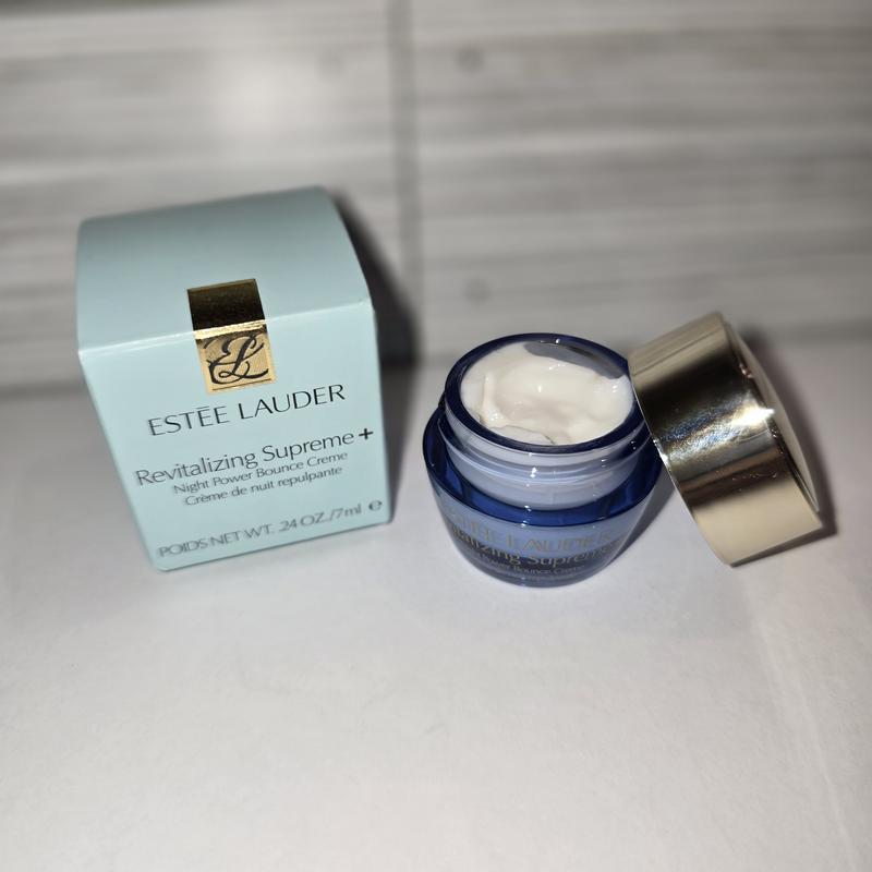 Customer photo for "Rich and luxurious moisture"