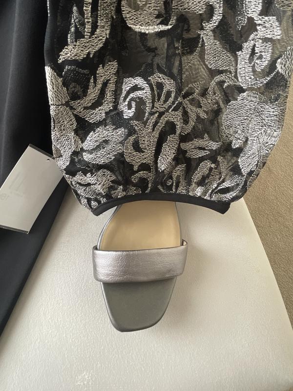 Review Thumbnail Image 0 223864371