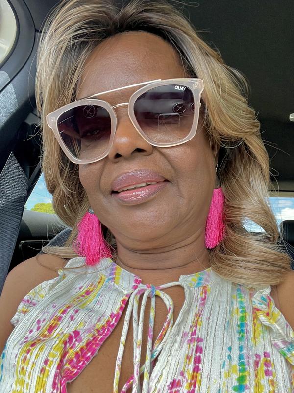 Customer photo for "Look in my Eyes"