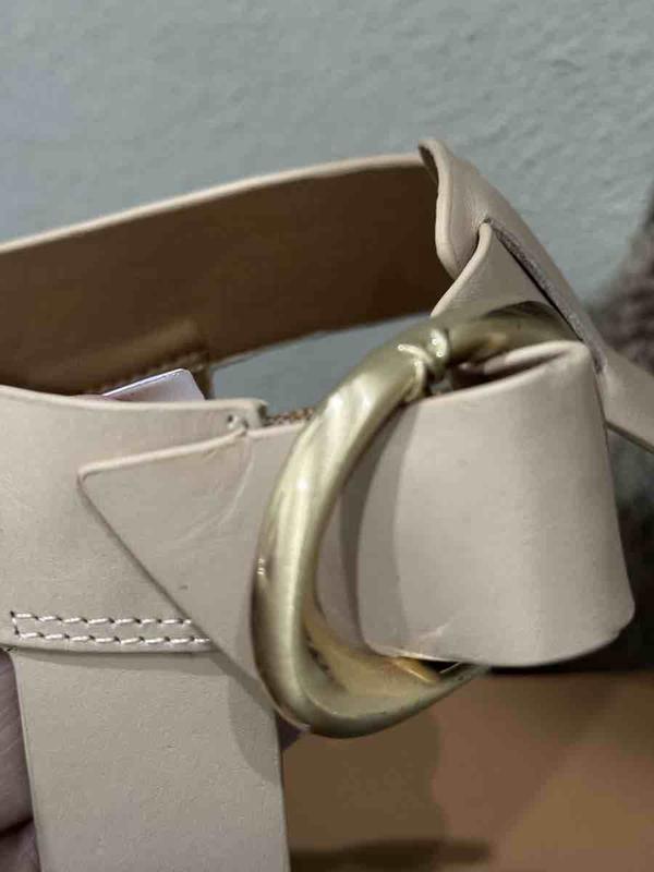 Review Thumbnail Image 0 238974024