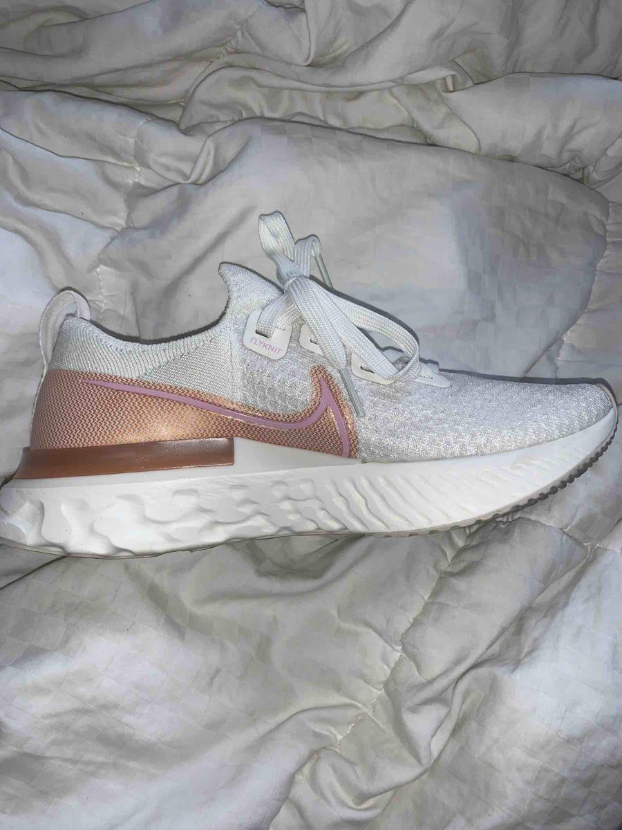Customer photo for "Super cute shoe!"