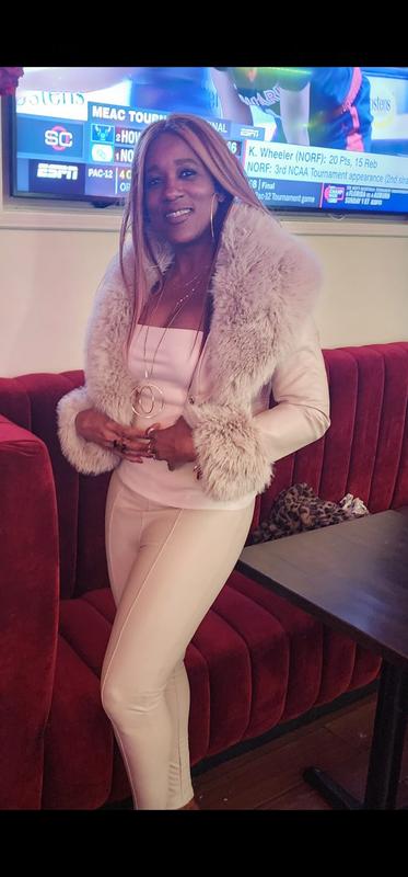 Review Thumbnail Image 0 232726275