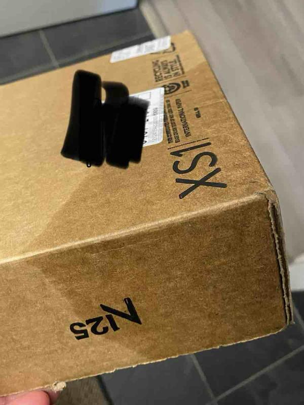 Customer photo for "Leaked during shipping!"