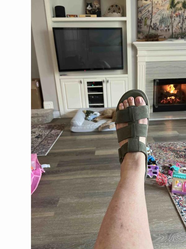 Review Thumbnail Image 0 223950494