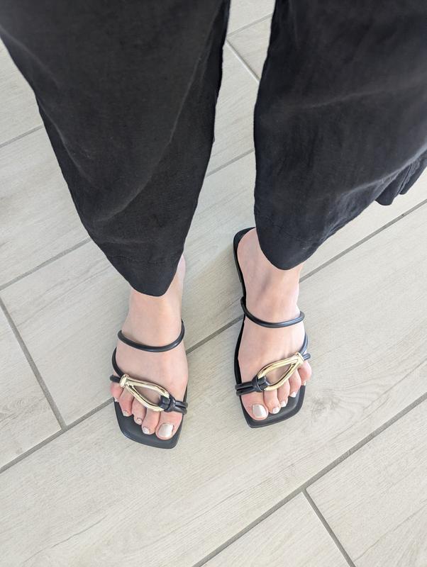 Review Thumbnail Image 0 242246171