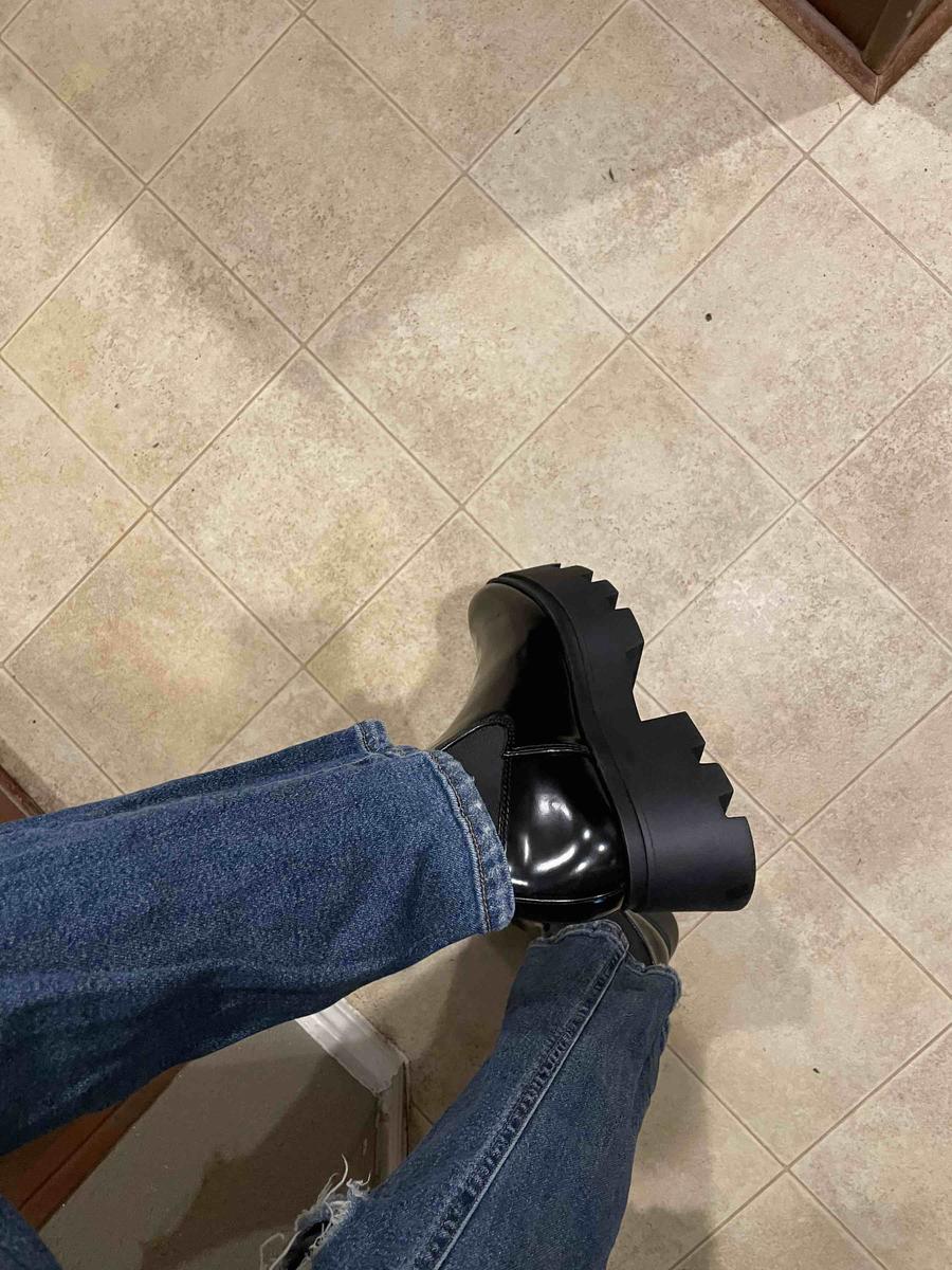 Review Thumbnail Image 0 209805592